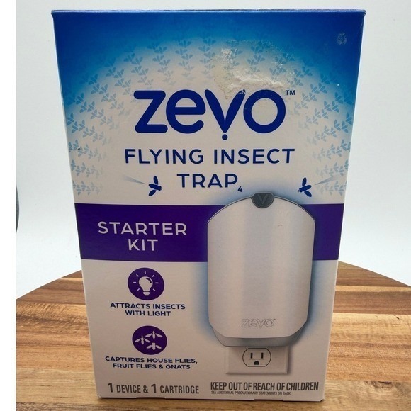 Zevo Electric Flying Insect Trap Starter Kit   0246 - Picture 3 of 4
